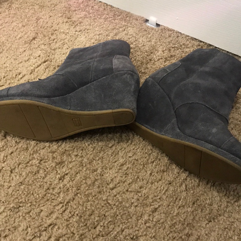 Toms Heels - Picture 3 of 4